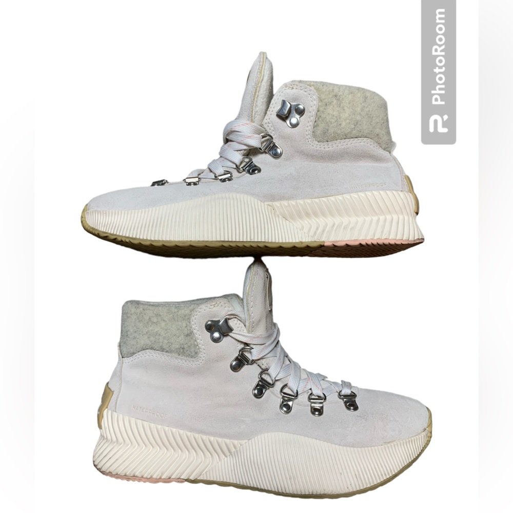 Sorel 🤍 Out N About‎ III Conquest Booties